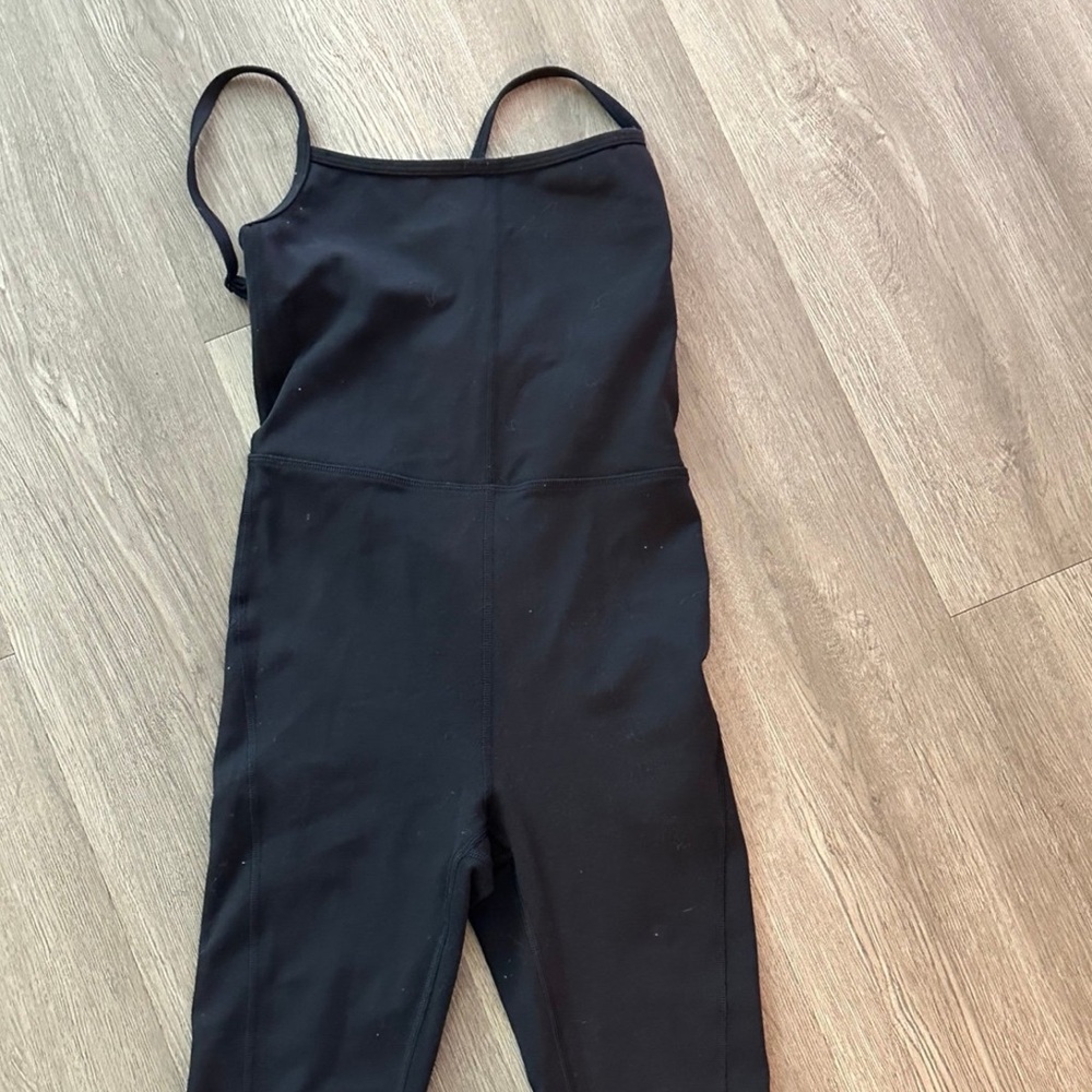 Divinity romper Aritzia
